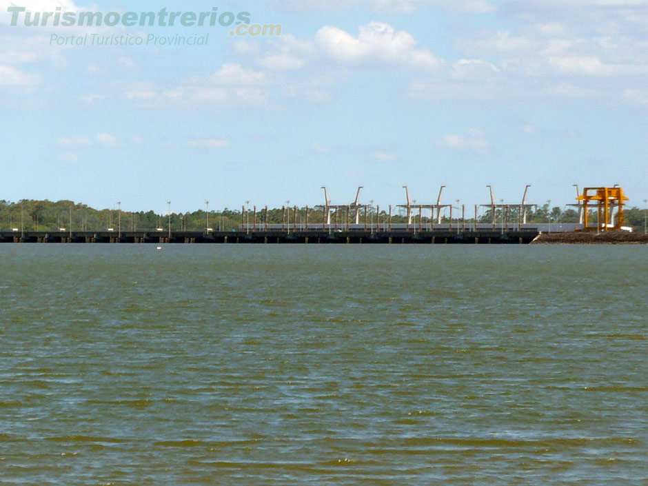 Represa Hidroeléctrica de Salto Grande - Imagen: Turismoentrerios.com
